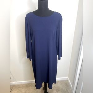 LAUNDRY new with tags navy blue shift dress with gold detail